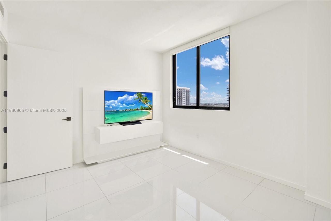 5300 Paseo Blvd, Unit 1202, Doral, FL 33166 Photo