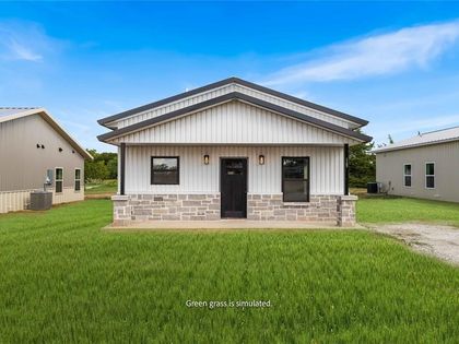 1107 E Navarro Avenue Mart, TX 76664