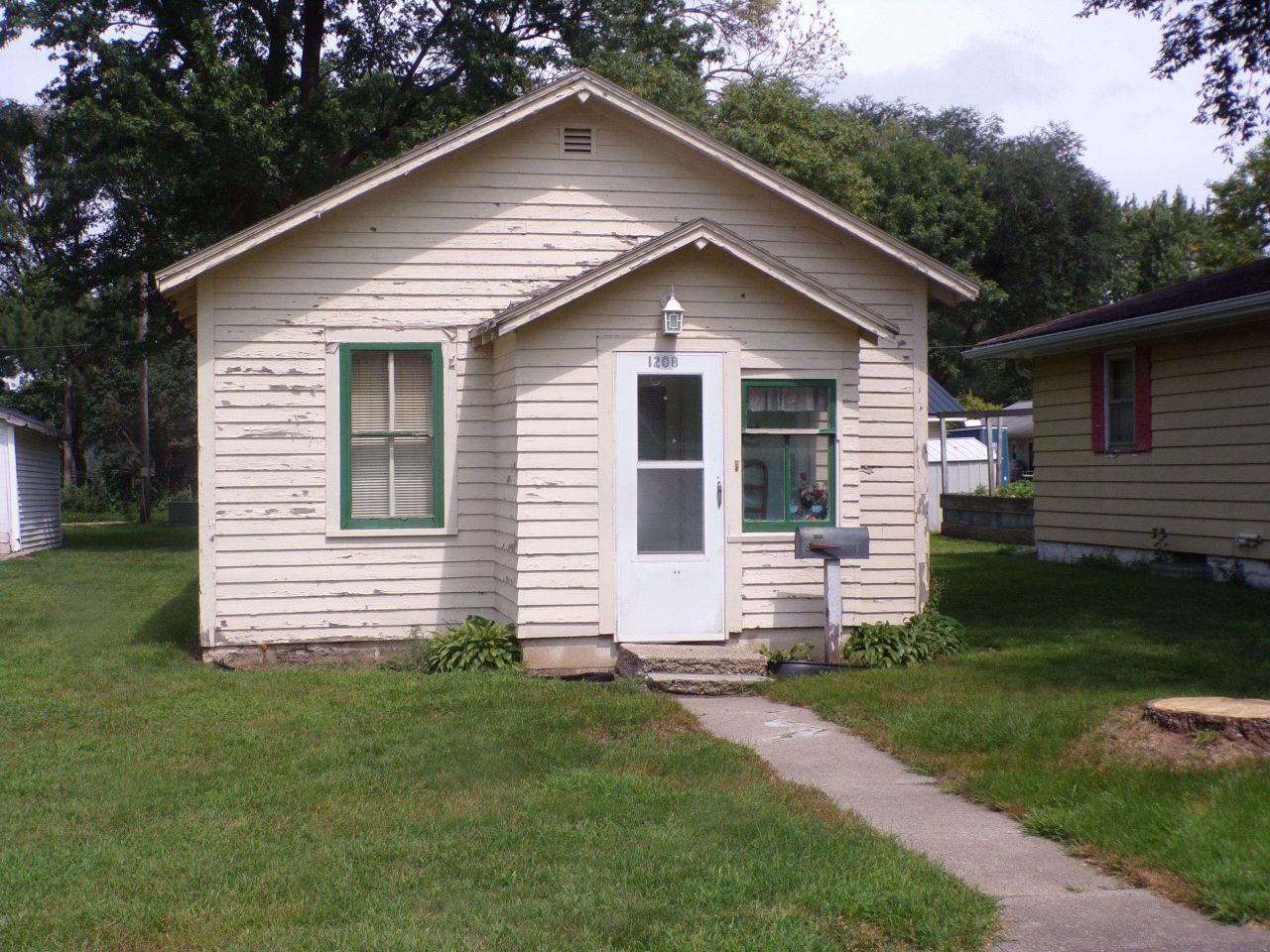 1208 8th St, Milford, IA 51351 Main Photo