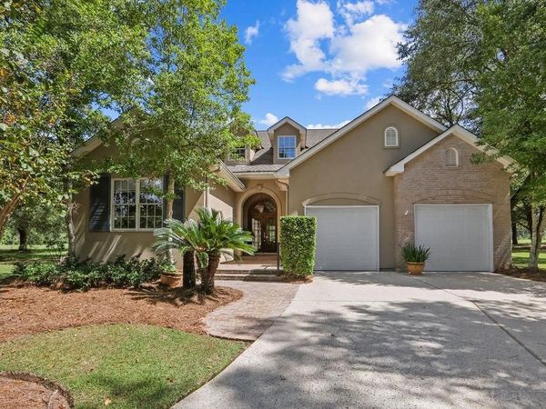 113 ST. CHARLES Court, Abita Springs, LA 70420