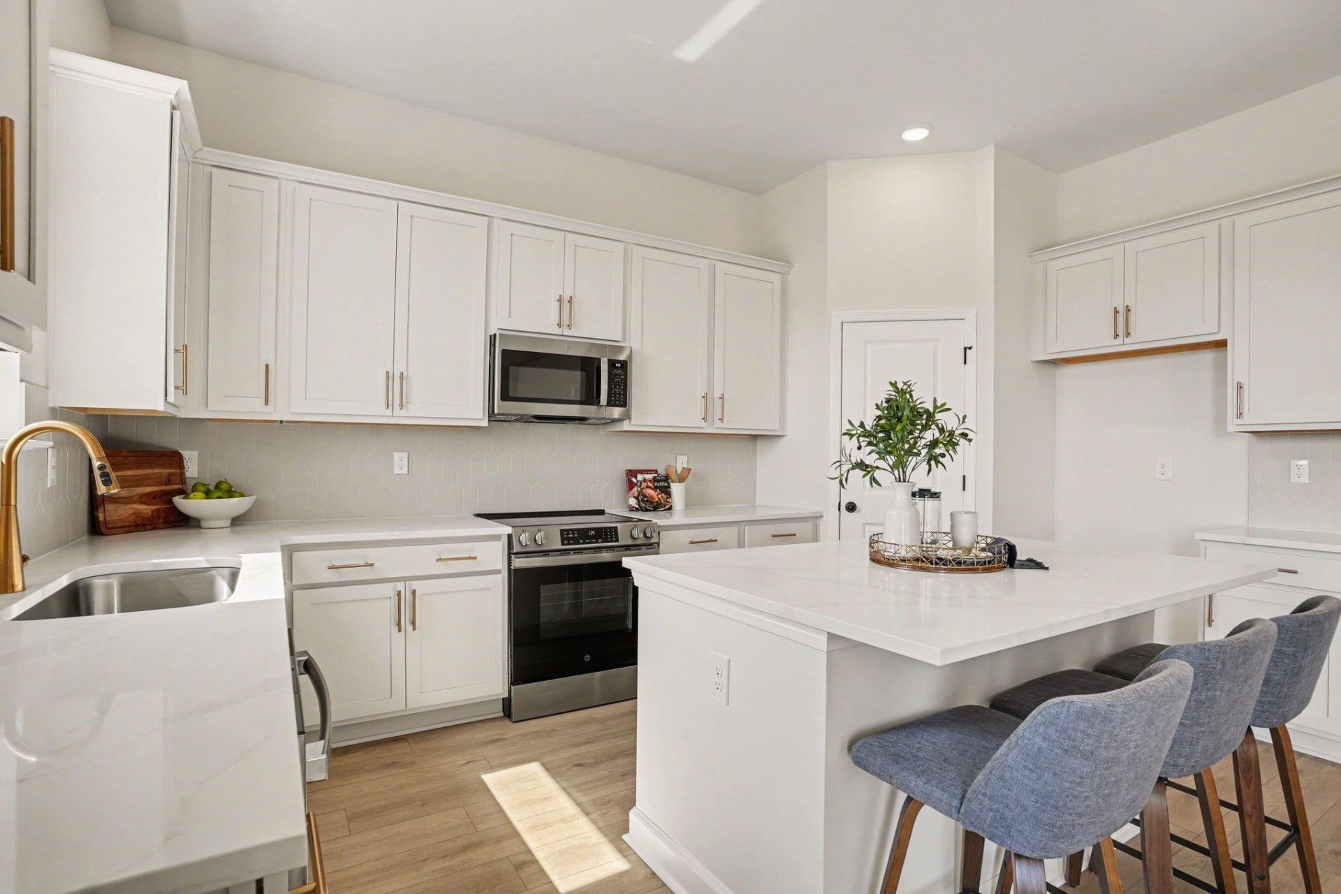 774 Ebb Tide Rd. Photo 5