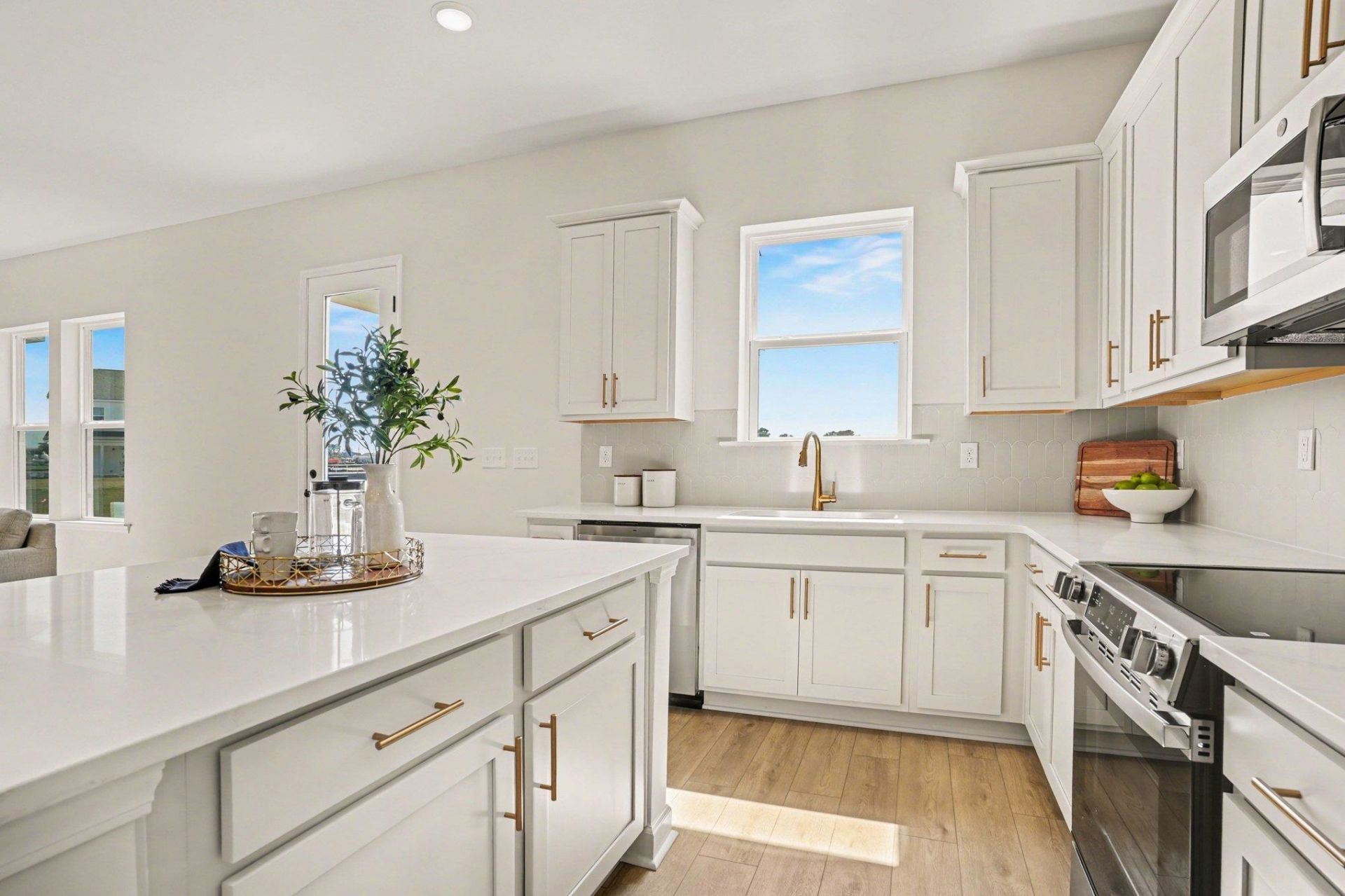 774 Ebb Tide Rd. Photo 8