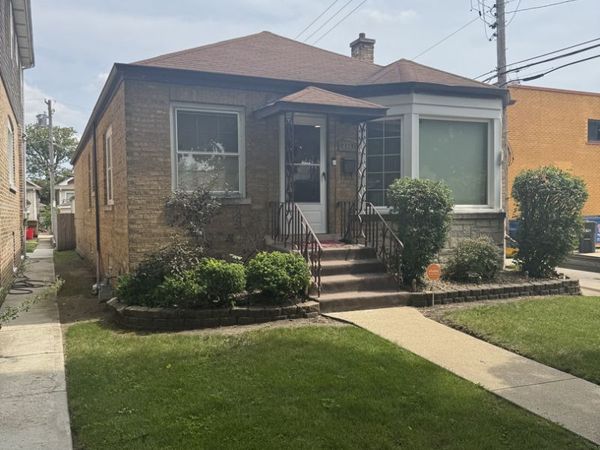 2527 Keystone Avenue, North Riverside, IL 60546