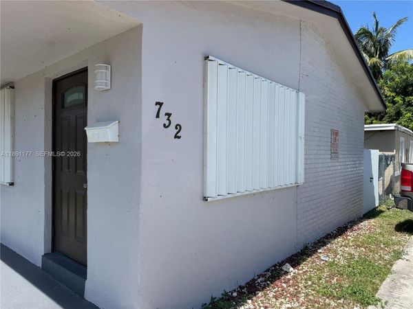 732 SW 6th St, Unit 732, Dania Beach, FL 33004