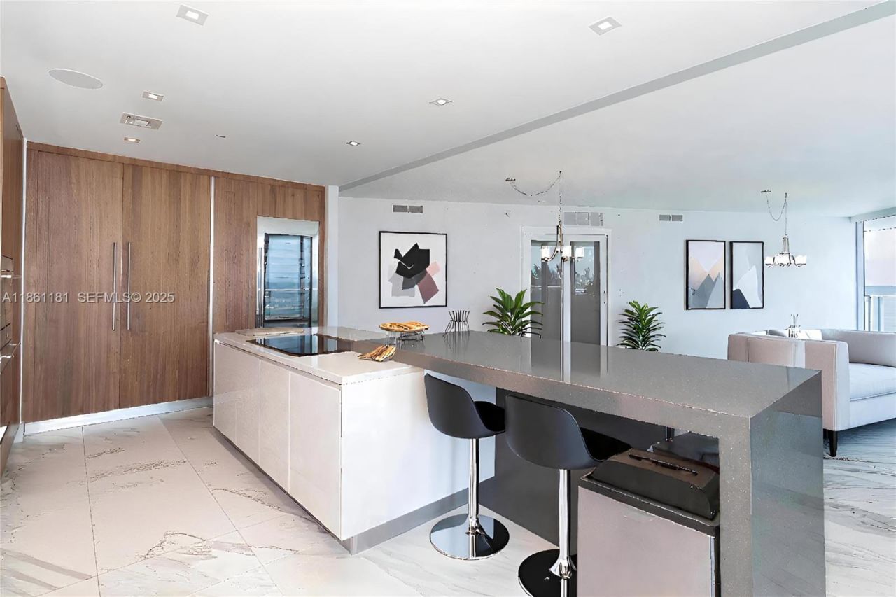 701 N Fort Lauderdale Beach Blvd, Unit 501, Fort Lauderdale, FL 33304 Photo