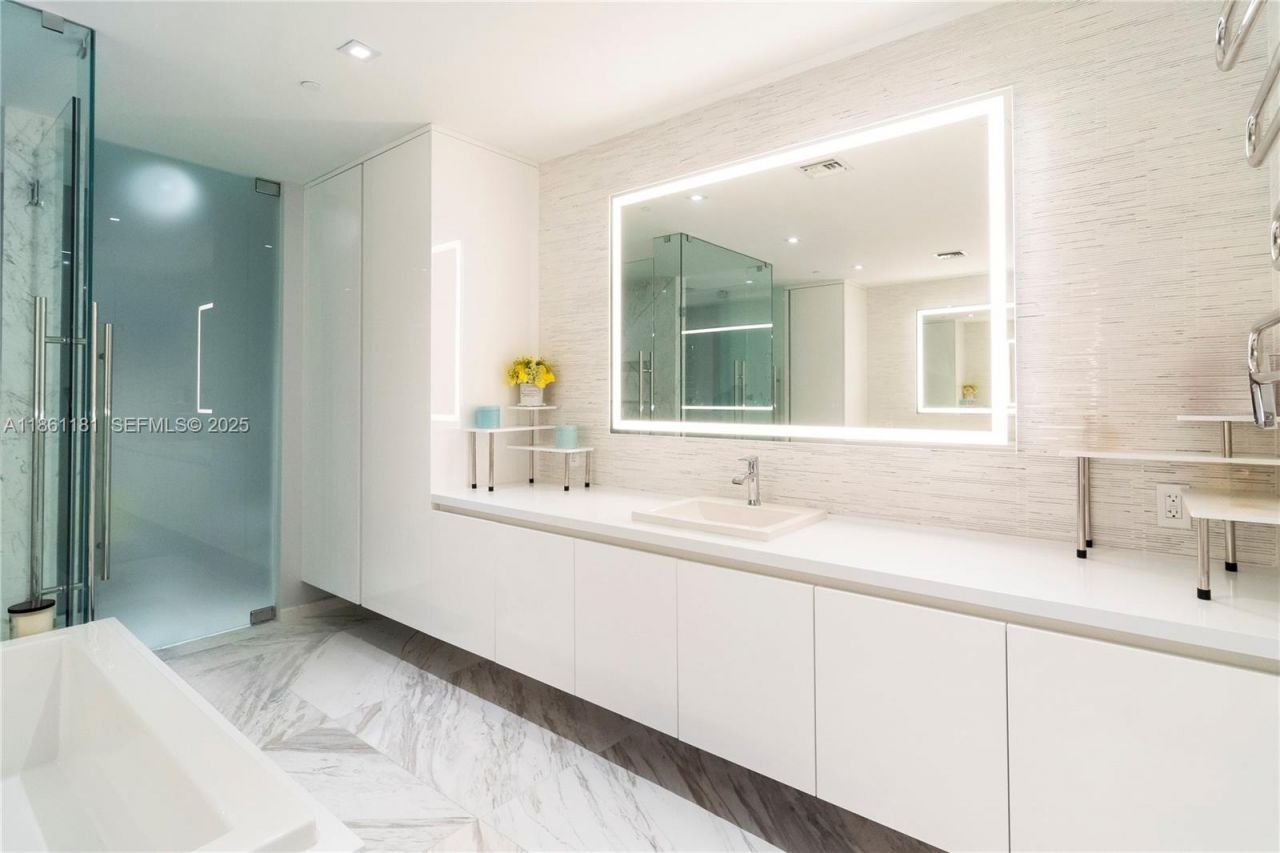 701 N Fort Lauderdale Beach Blvd, Unit 501, Fort Lauderdale, FL 33304 Photo