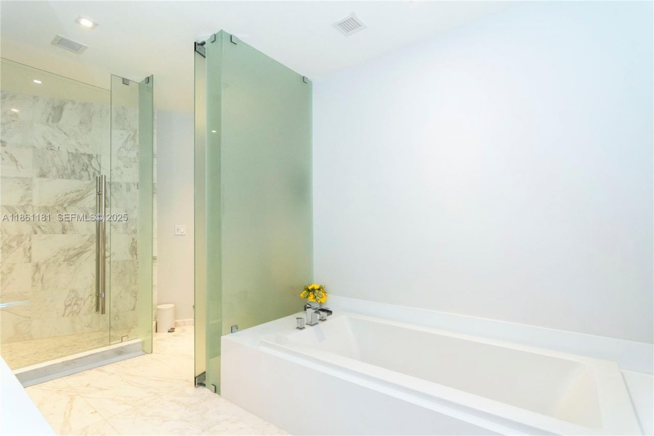 701 N Fort Lauderdale Beach Blvd, Unit 501, Fort Lauderdale, FL 33304 Photo