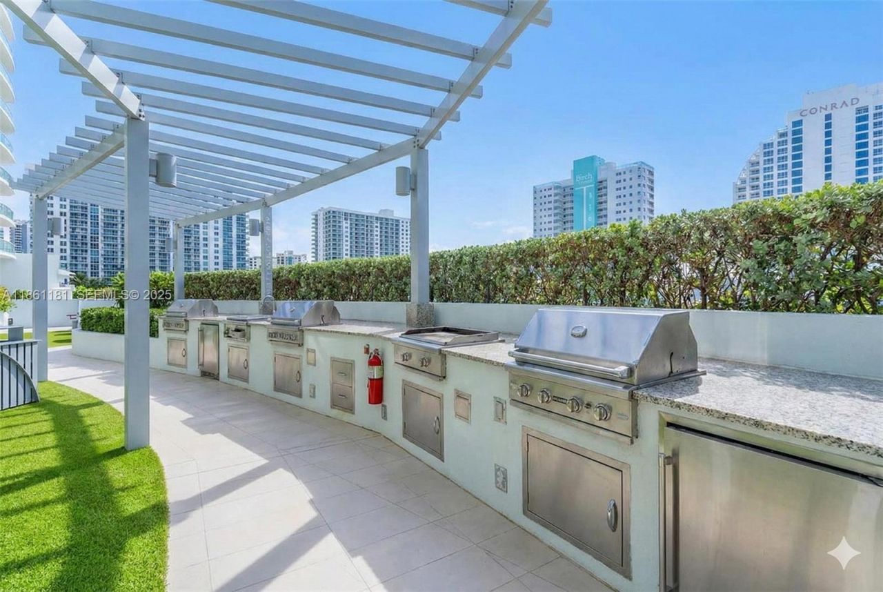 701 N Fort Lauderdale Beach Blvd, Unit 501, Fort Lauderdale, FL 33304 Photo