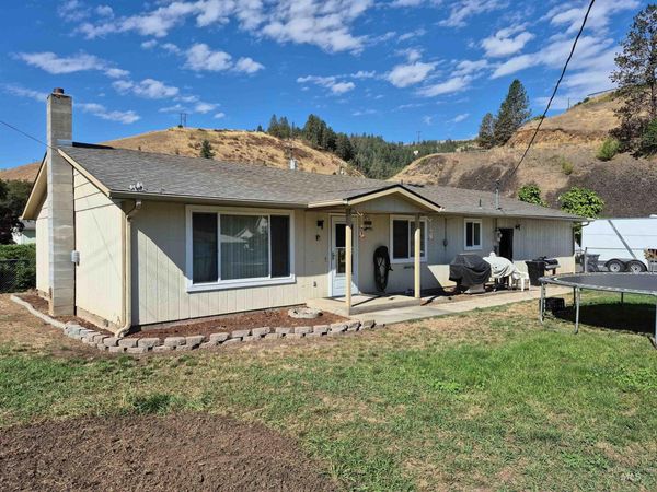 701 Wheeler St, Kendrick, ID 83537