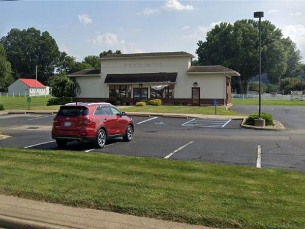 631 Washington Blvd, Belpre, OH 45714