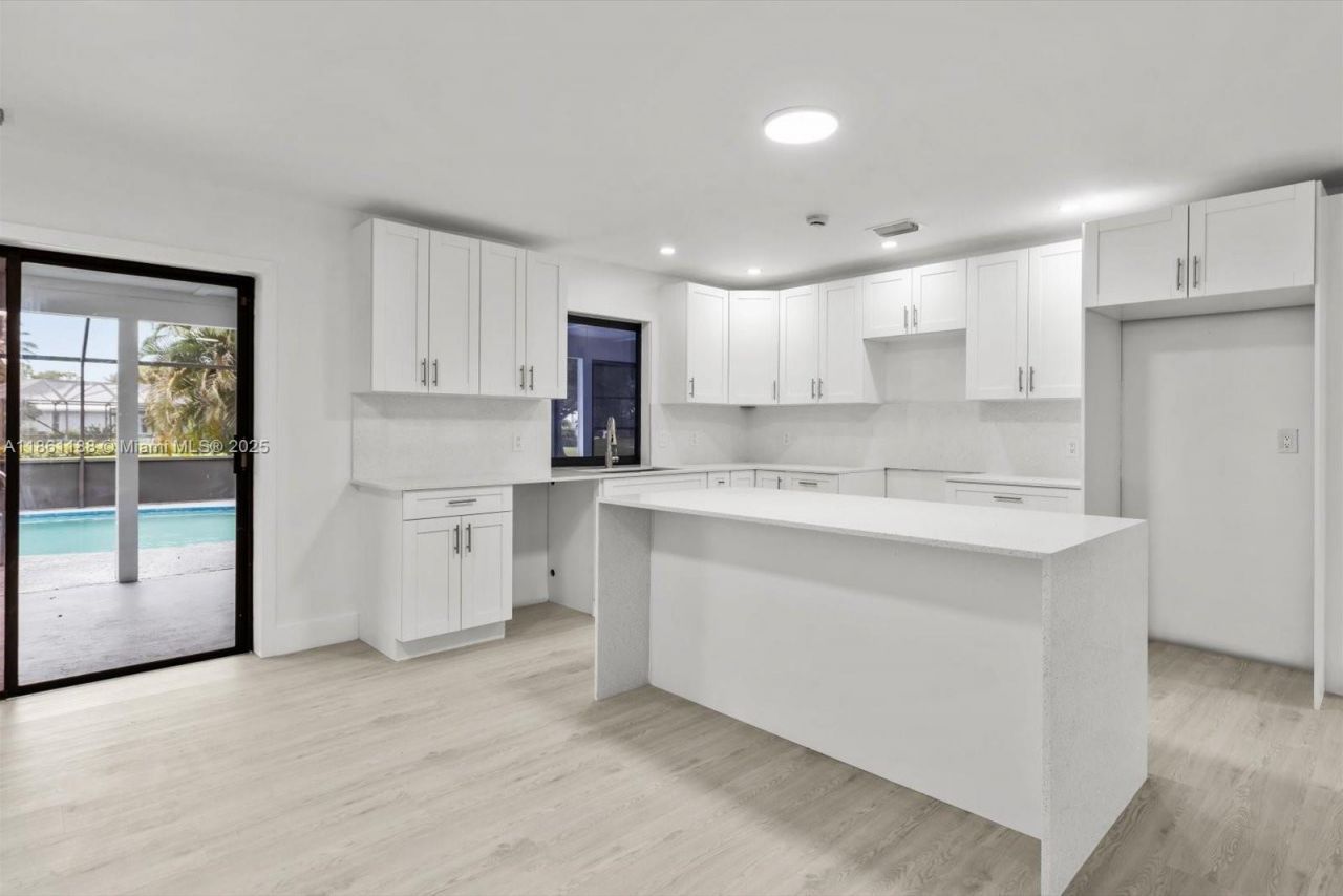 2642 SE Emmett Rd, Port Saint Lucie, FL 34952 Photo