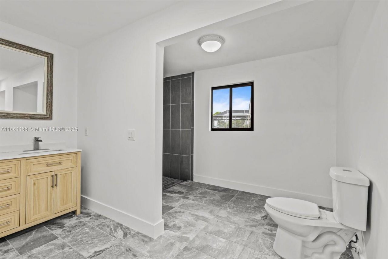 2642 SE Emmett Rd, Port Saint Lucie, FL 34952 Photo