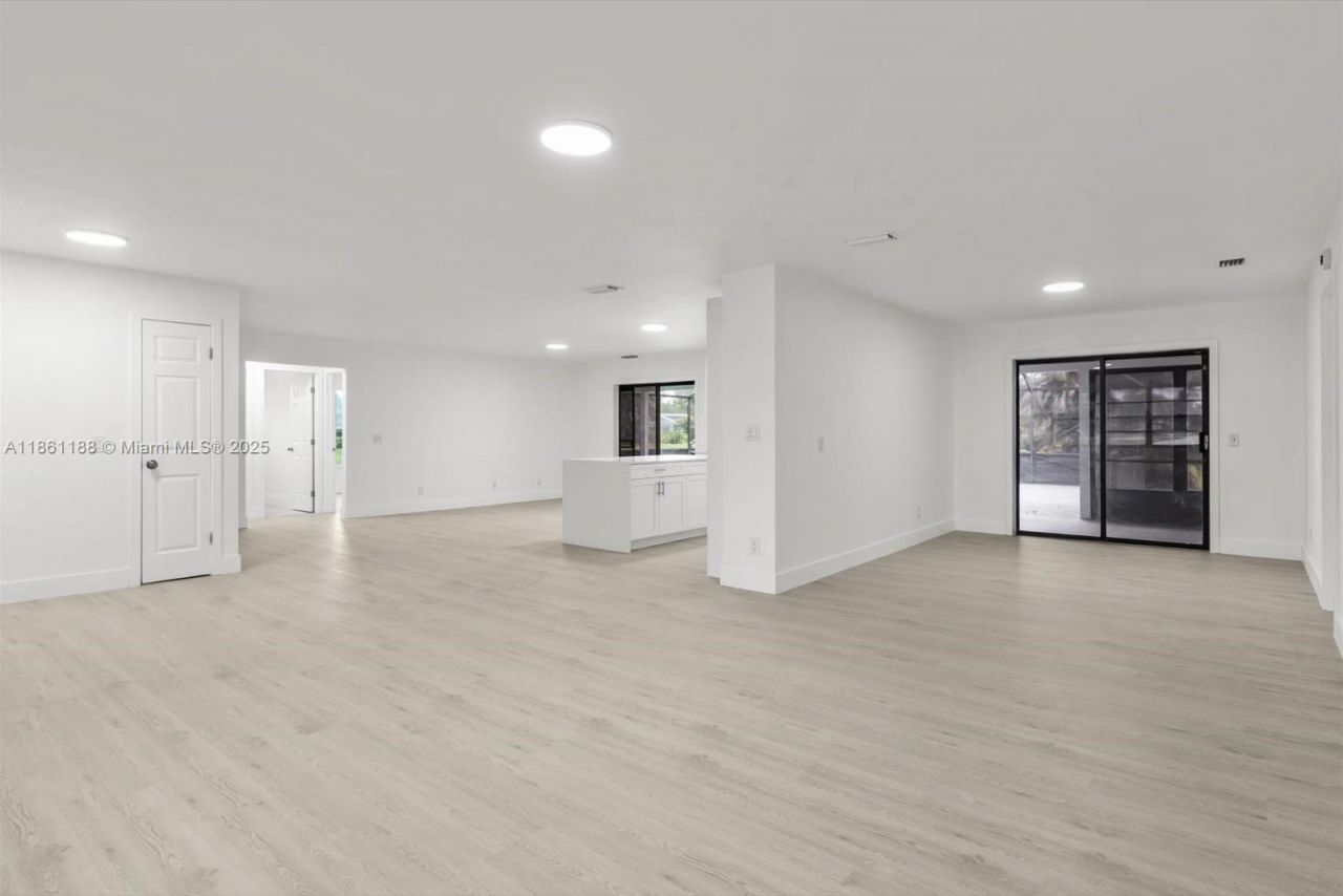 2642 SE Emmett Rd, Port Saint Lucie, FL 34952 Photo