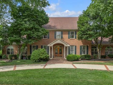 4839 Faulkirk Lane, Lexington, KY 40515