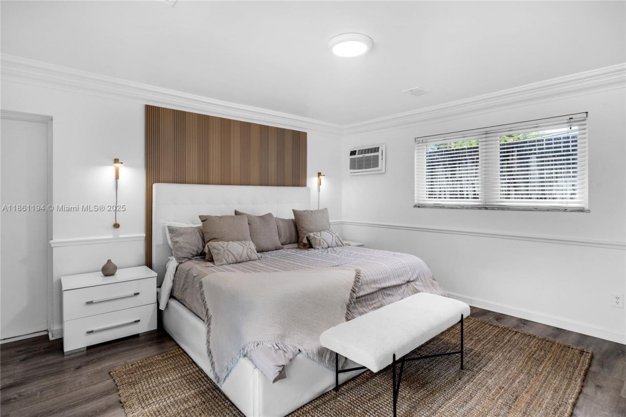 520 SW 22nd Rd, Miami, FL 33129 Photo