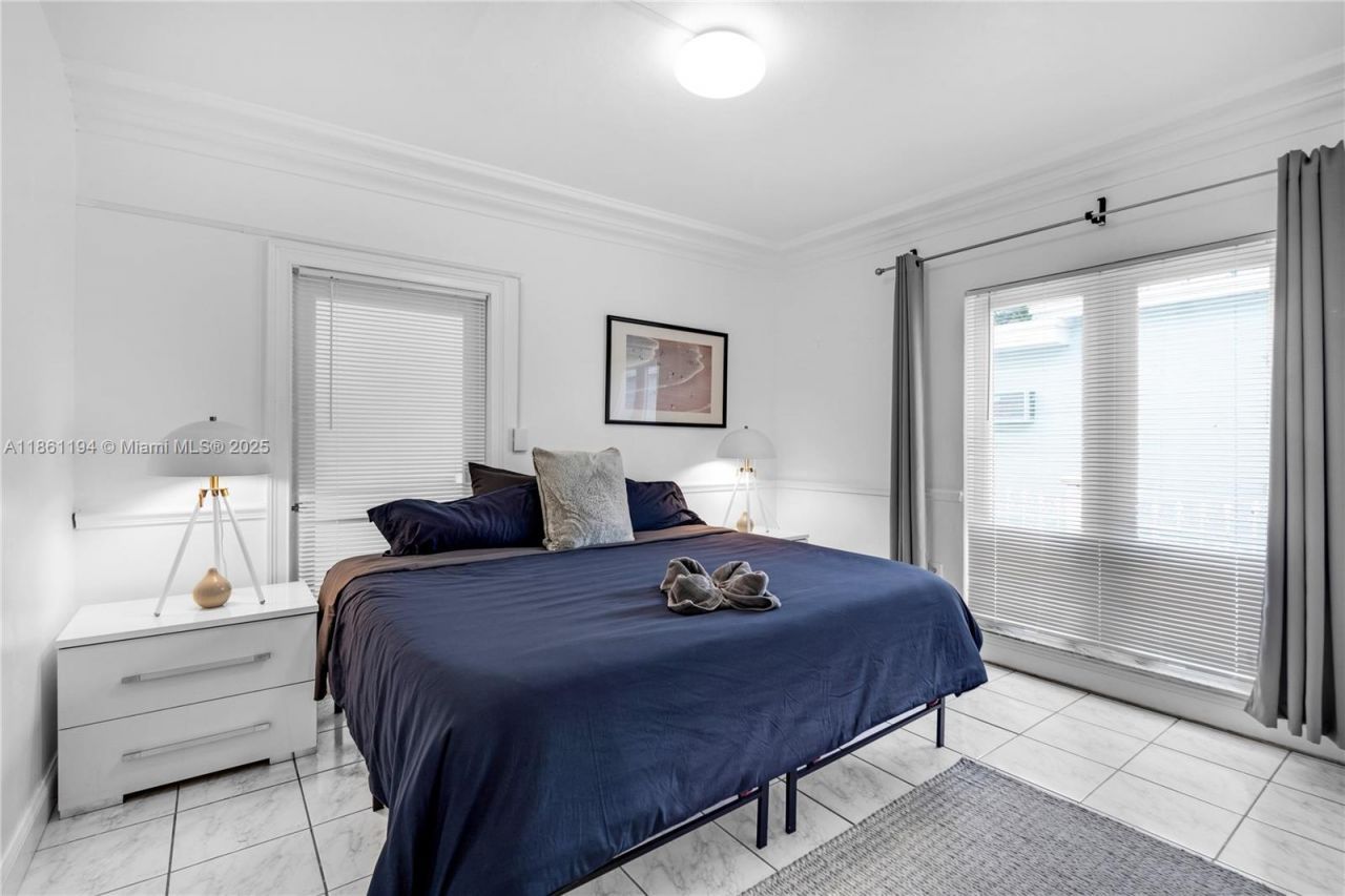 520 SW 22nd Rd, Miami, FL 33129 Photo