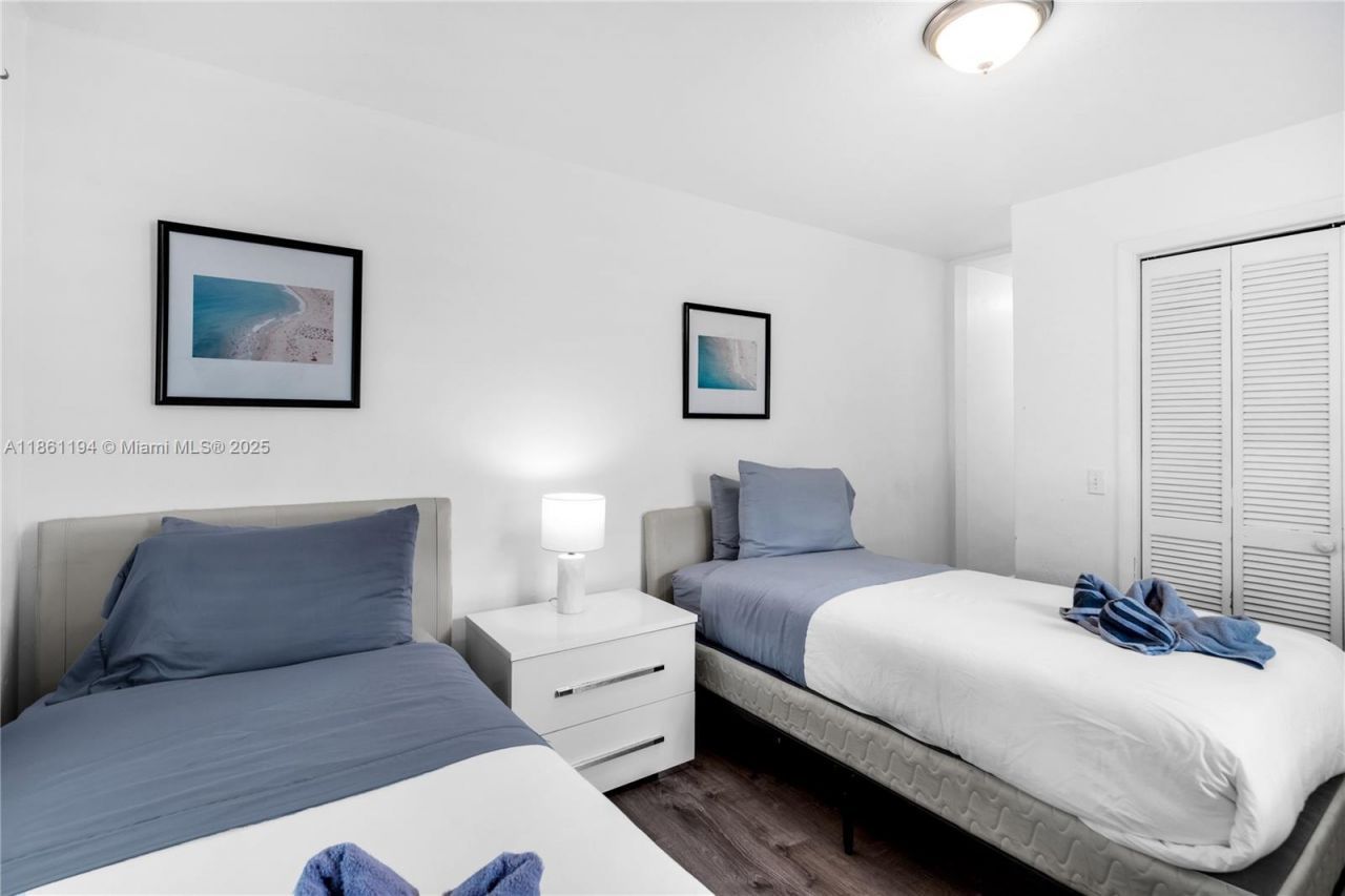 520 SW 22nd Rd, Miami, FL 33129 Photo