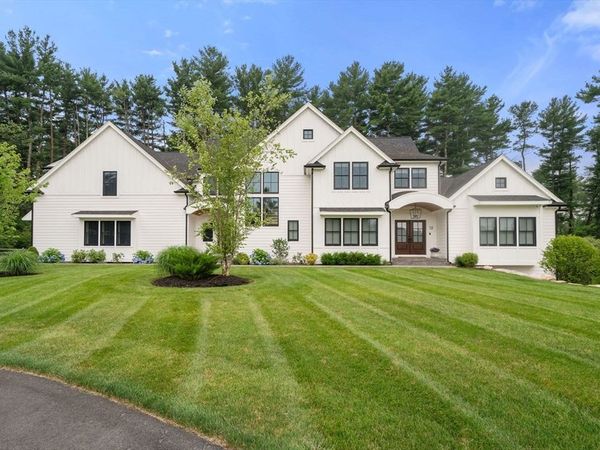 12 Ariana Ln, Norfolk, MA 02056