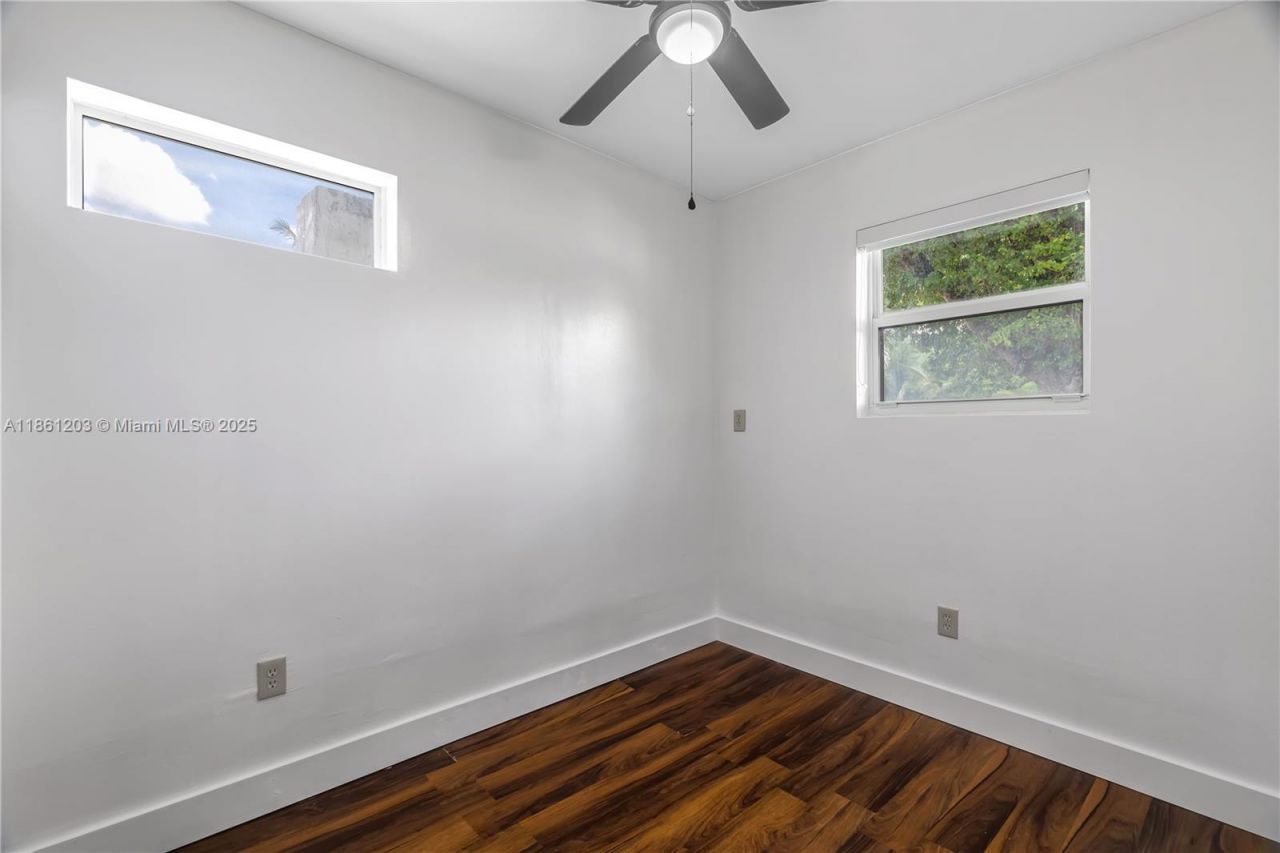 17201 NW 37th Ave, Miami Gardens, FL 33056 Photo