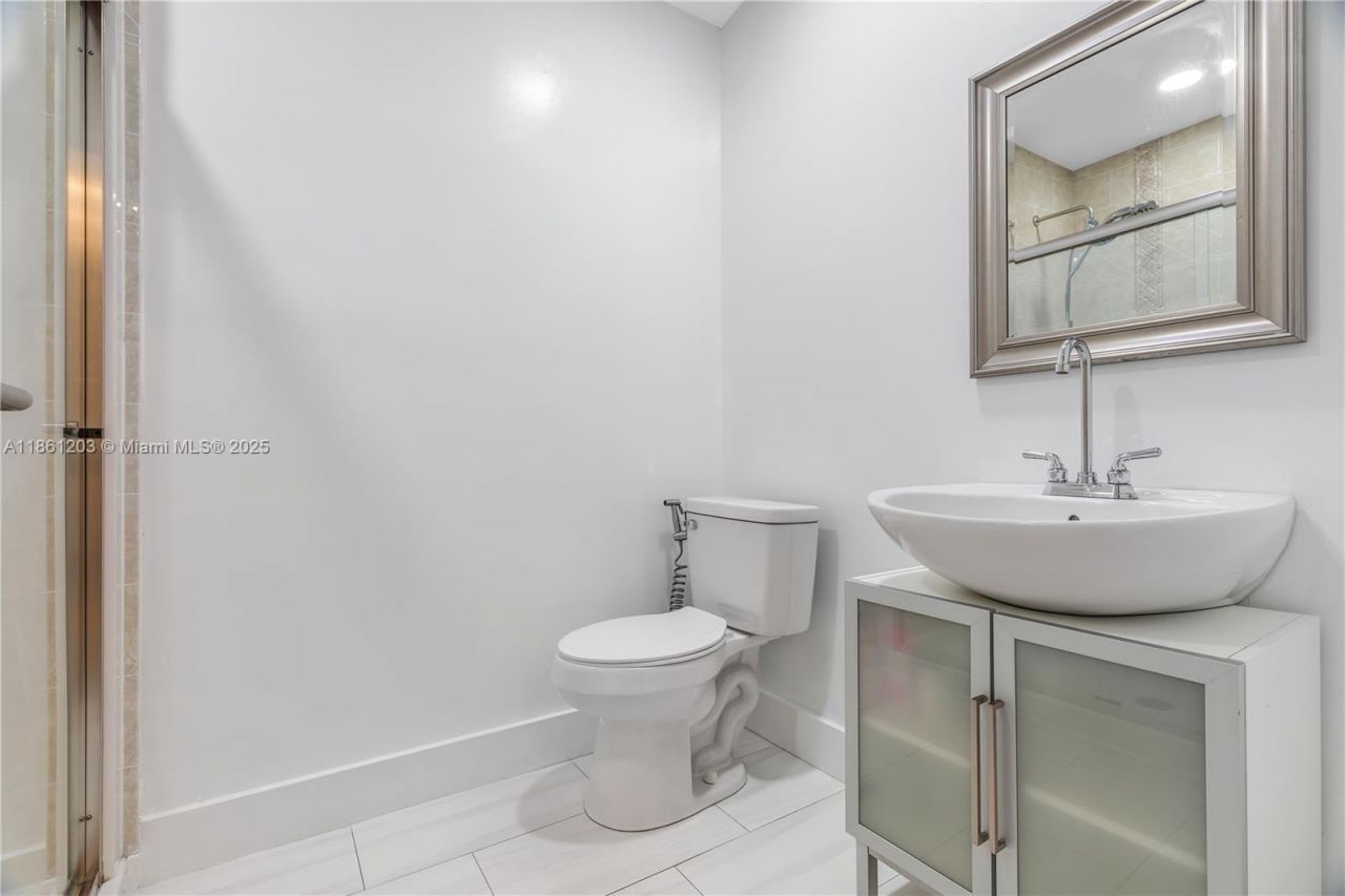 17201 NW 37th Ave, Miami Gardens, FL 33056 Photo