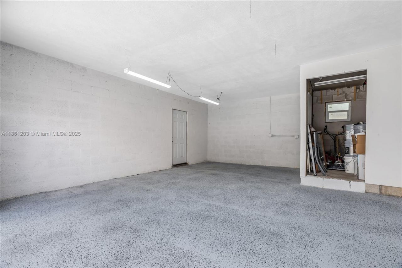 17201 NW 37th Ave, Miami Gardens, FL 33056 Photo