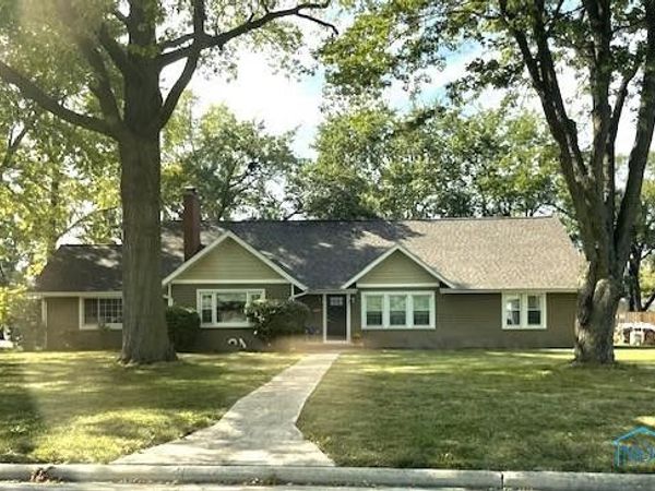 630 Center Ridge Road, Bryan, OH 43506
