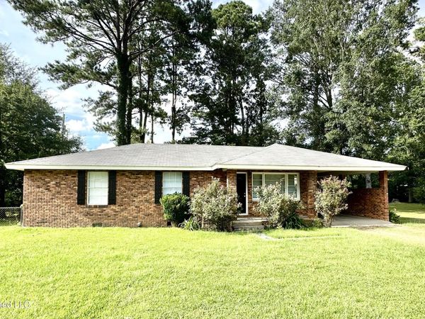 715 Ann Street, Brookhaven, MS 39601