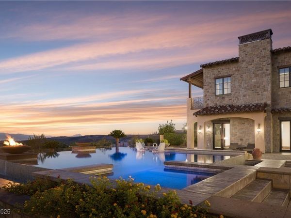 2 Awbrey Court, Henderson, NV 89052