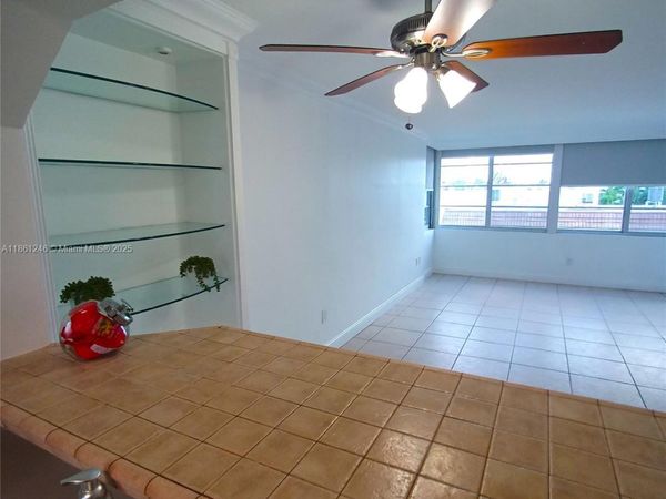 8000 Harding Ave, Unit 3B, Miami Beach, FL 33141