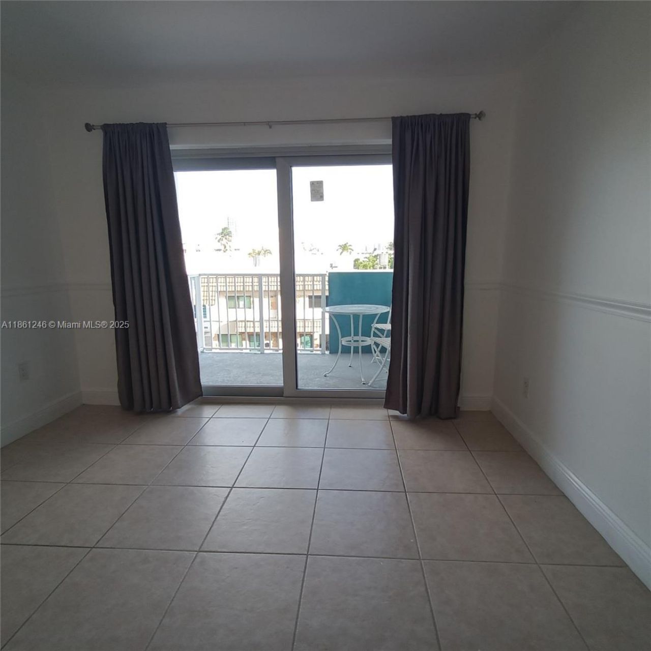 8000 Harding Ave, Unit 3B, Miami Beach, FL 33141 Photo