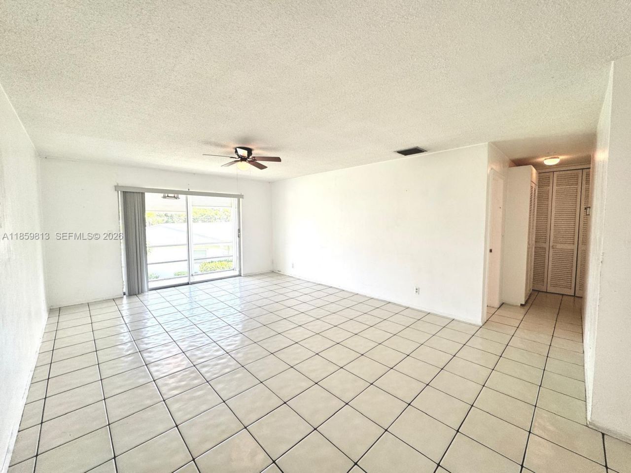 700 Layne Blvd, Unit 210, Hallandale Beach, FL 33009 Photo