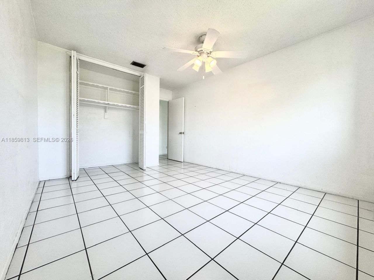 700 Layne Blvd, Unit 210, Hallandale Beach, FL 33009 Photo
