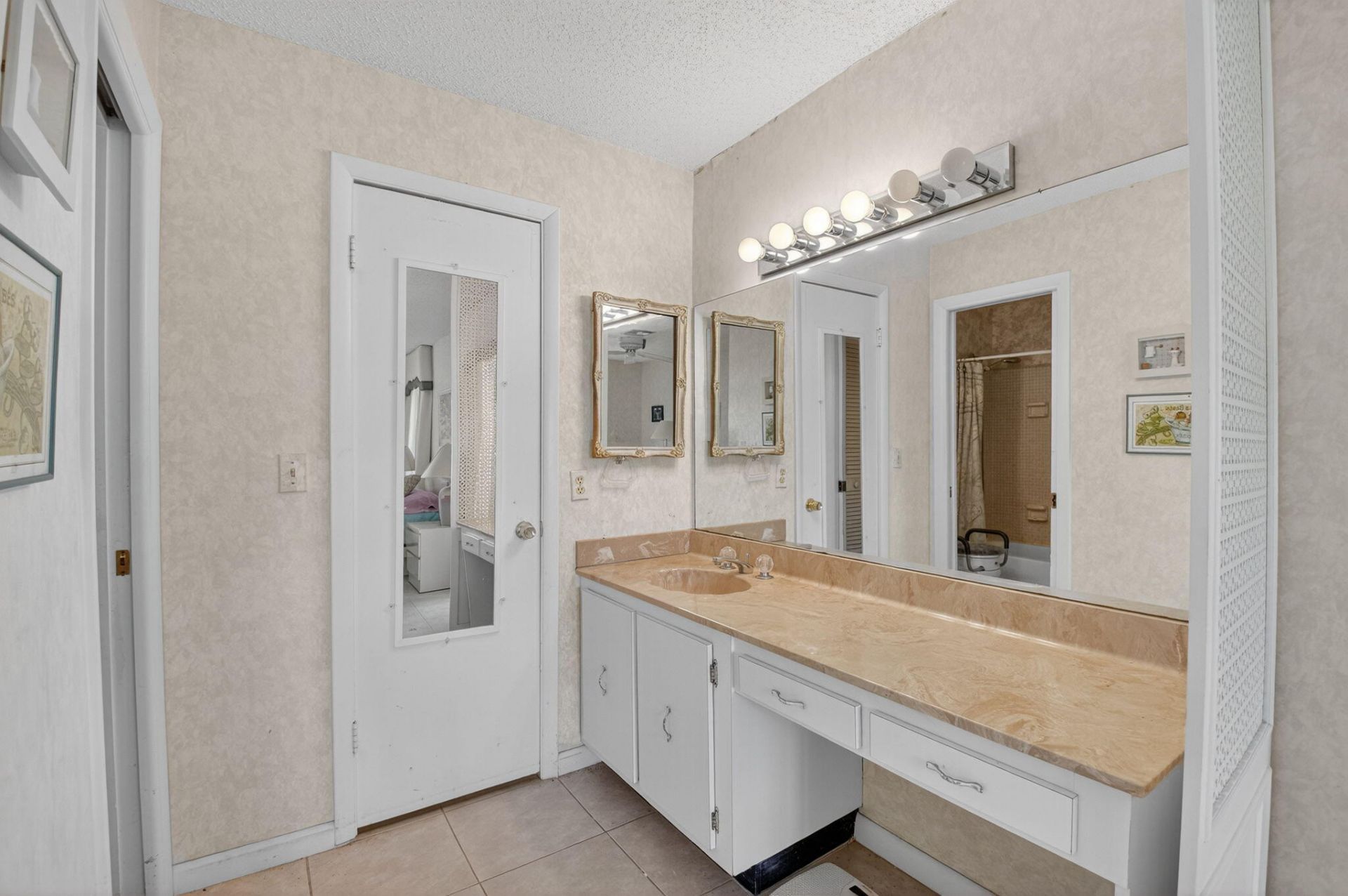 13761 Flora Place, Unit A, Delray Beach, FL 33484 Photo