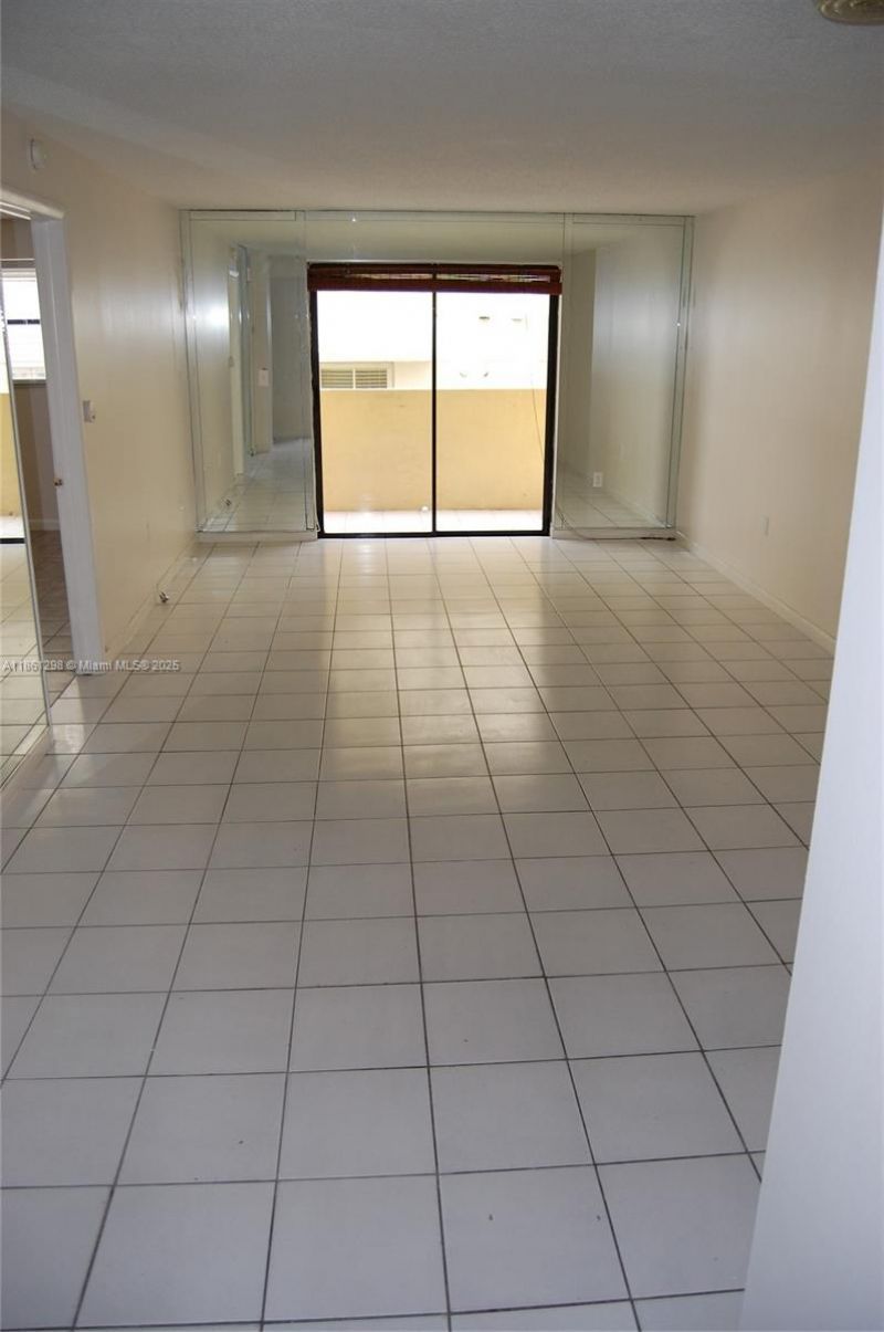 1334 Collins Ave, Unit 203, Miami Beach, FL 33139 Photo