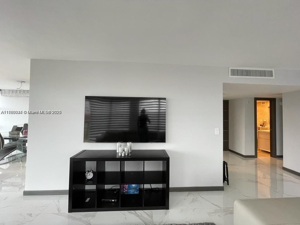 2049 S Ocean Dr, Unit 401, Hallandale Beach, FL 33009 Photo