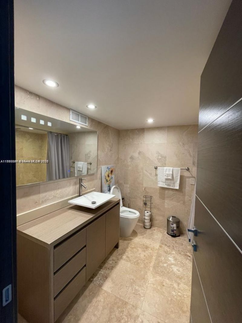 2049 S Ocean Dr, Unit 401, Hallandale Beach, FL 33009 Photo