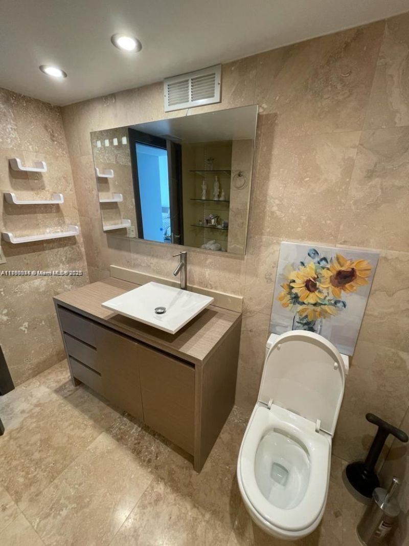 2049 S Ocean Dr, Unit 401, Hallandale Beach, FL 33009 Photo