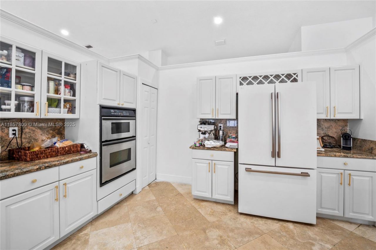 5750 SW 67th Ave, Miami, FL 33143 Photo