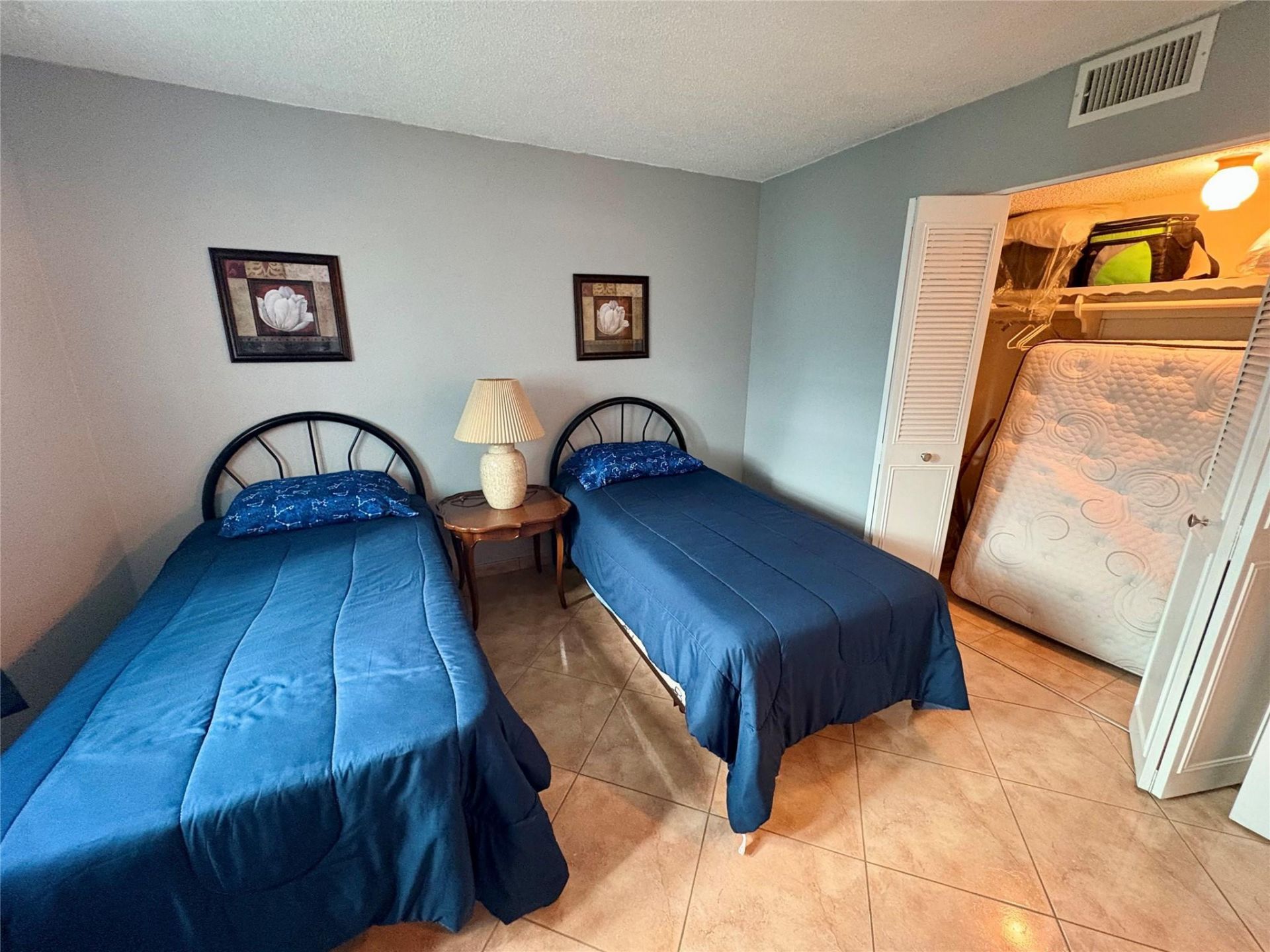 4401 NW 41st Street, Unit 110, Lauderdale Lakes, FL 33319 Photo
