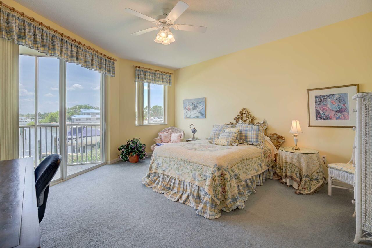 1160 SW Chapman Way, Unit 202, Palm City, FL 34990 Photo