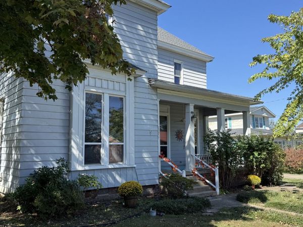 527 7th St S, Mayfield, KY 42066