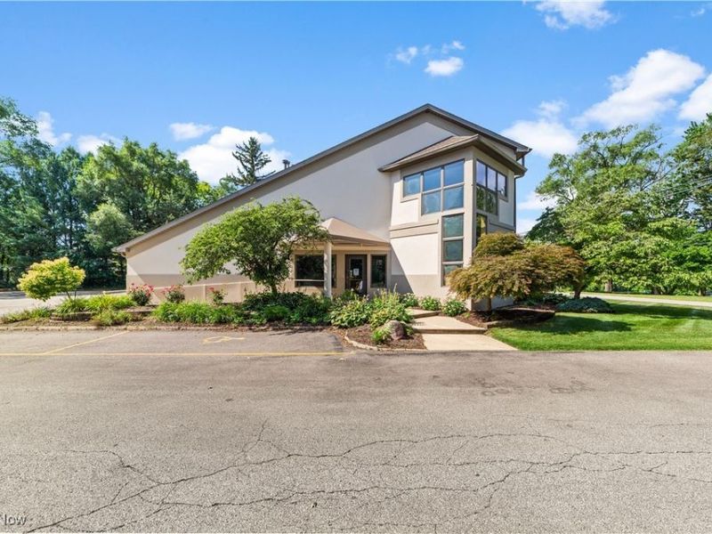 6071 Middle Ridge Road, Lorain, OH 44053 Photo 1