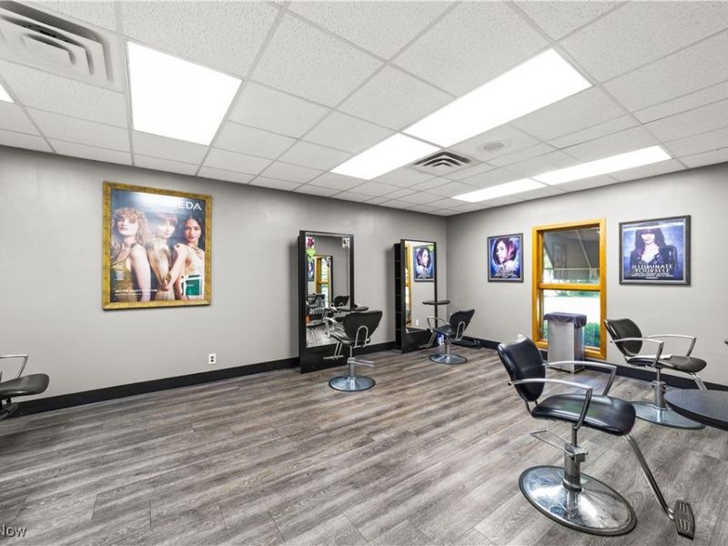 6071 Middle Ridge Road, Lorain, OH 44053 Photo 10