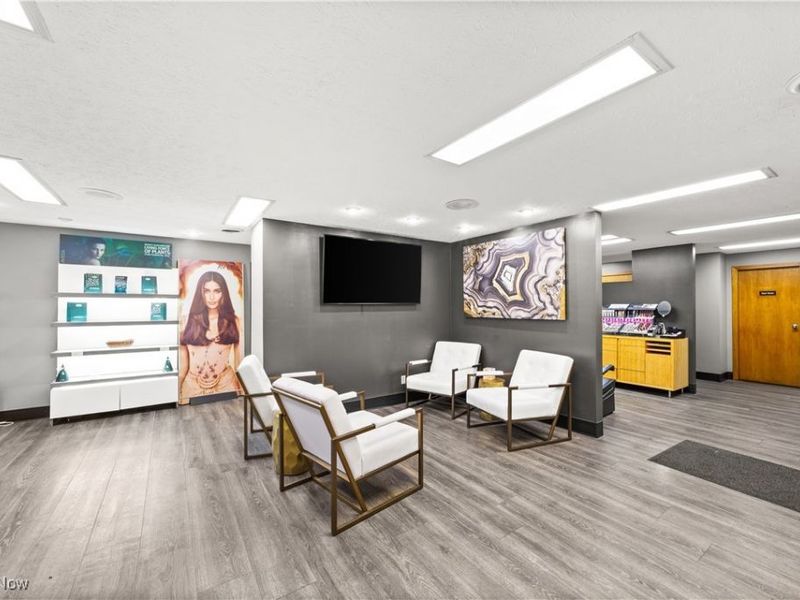 6071 Middle Ridge Road, Lorain, OH 44053 Photo 13