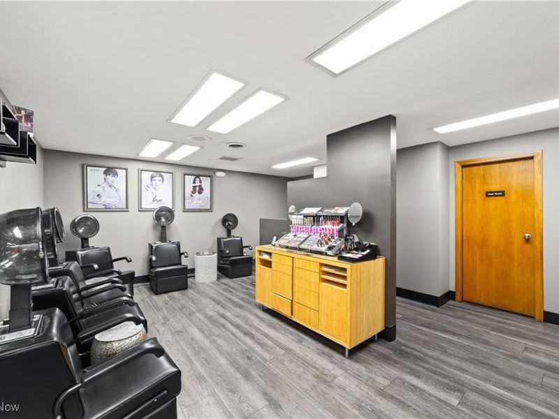 6071 Middle Ridge Road, Lorain, OH 44053 Photo 16