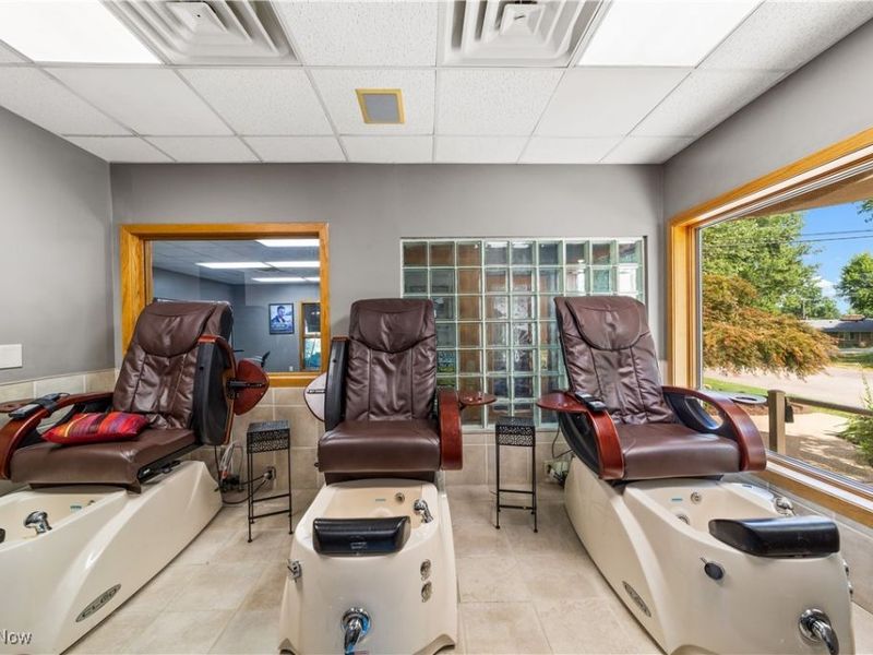 6071 Middle Ridge Road, Lorain, OH 44053 Photo 19