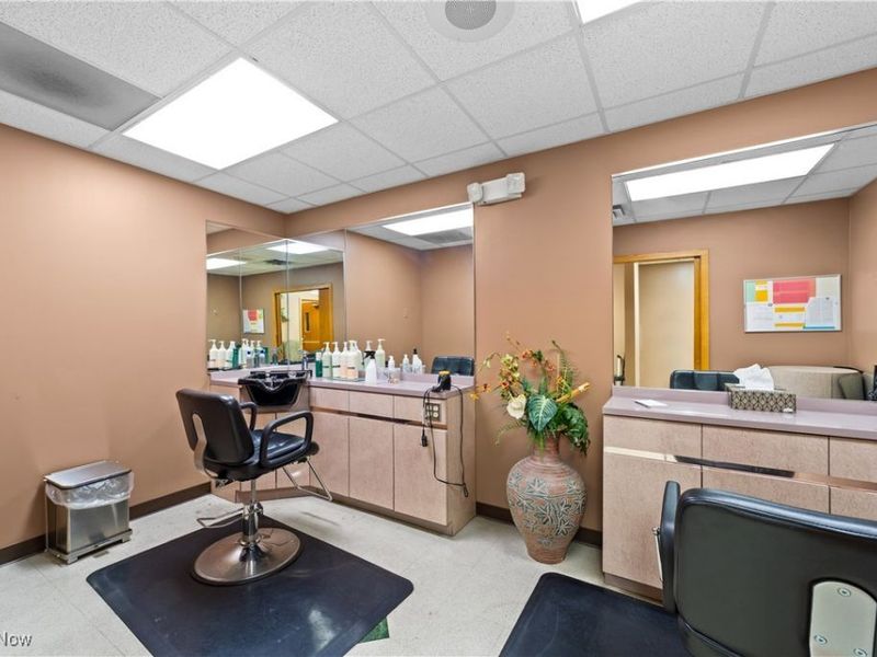 6071 Middle Ridge Road, Lorain, OH 44053 Photo 31