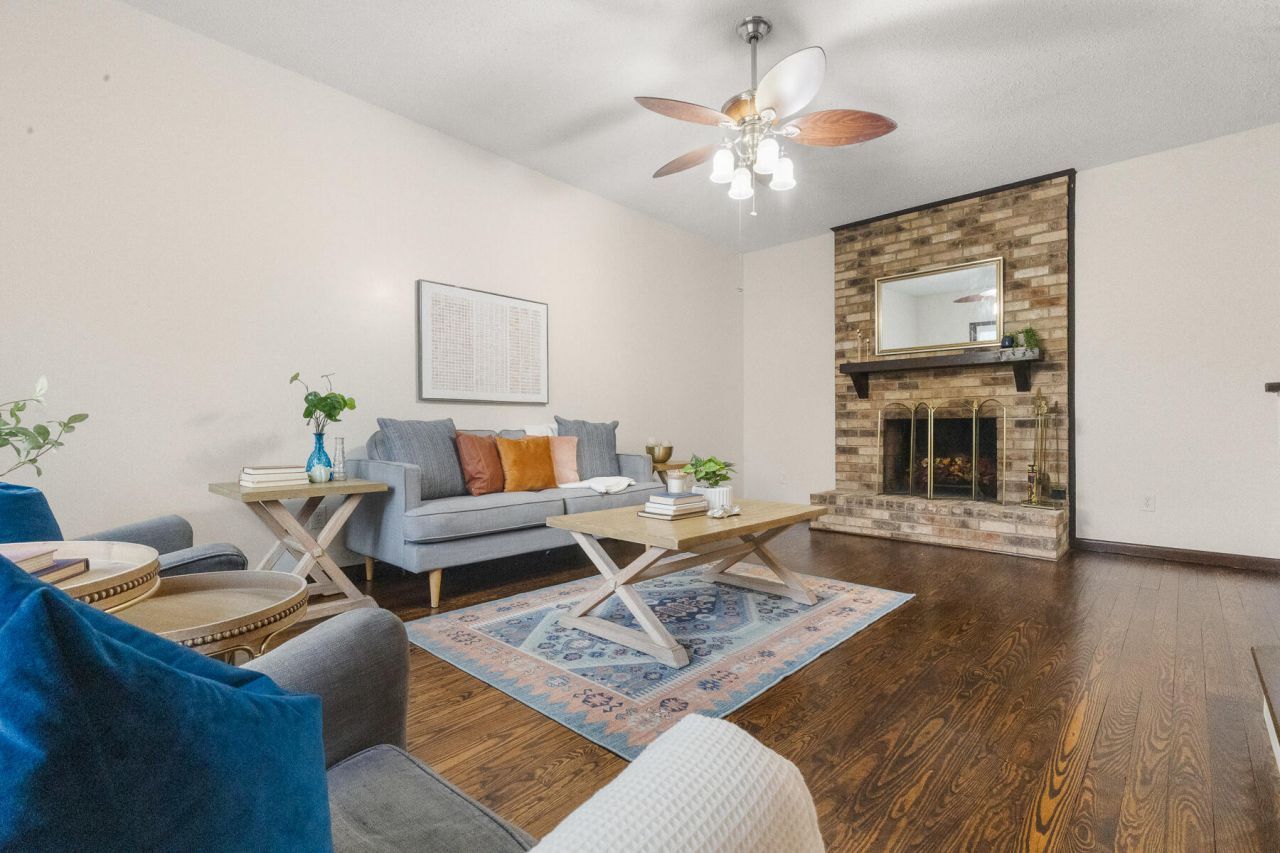 1918 Aichele Drive Photo 11