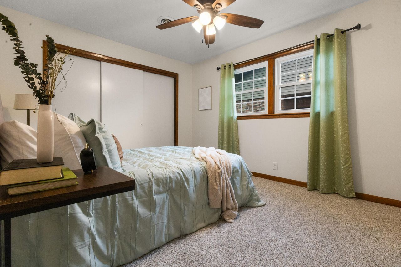 1918 Aichele Drive Photo 26