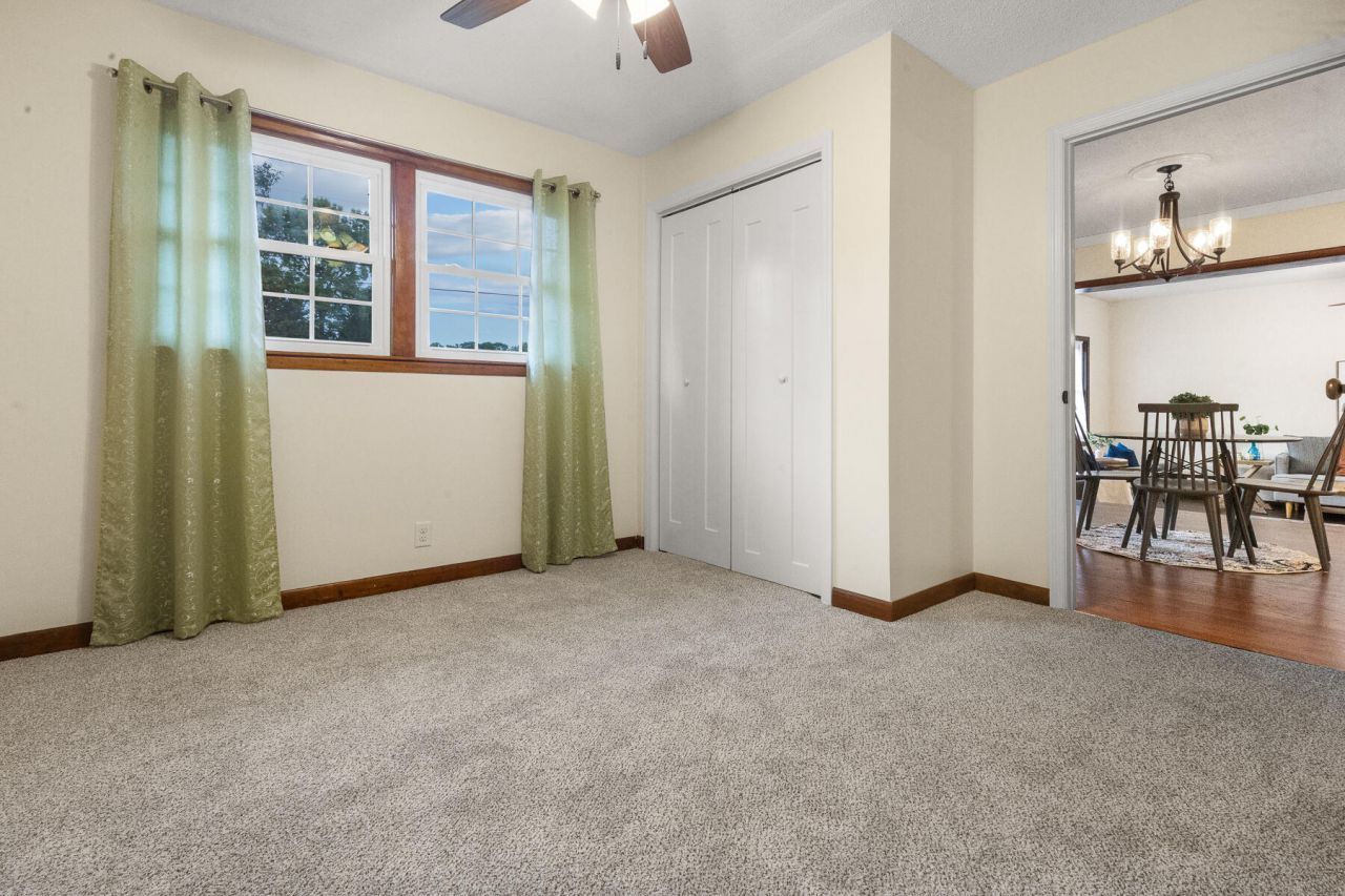 1918 Aichele Drive Photo 28